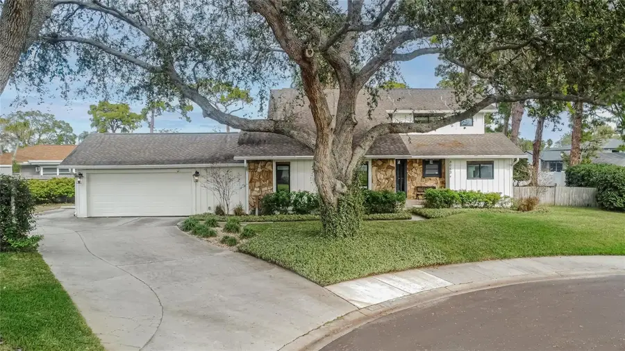 8063 Quinn Court, Seminole, FL 33777 - Image #3