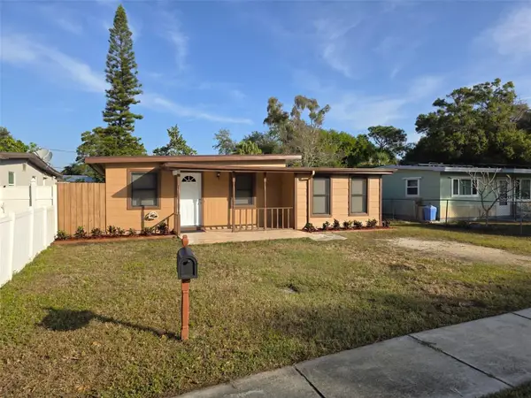 4821 72nd Avenue N, PINELLAS PARK, FL 33781