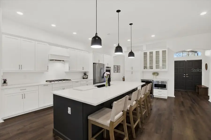 28701 Falling Leaves Way, Wesley Chapel, FL 33543 - Image #2