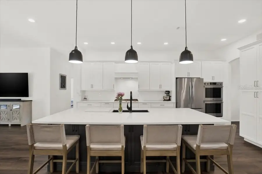 28701 Falling Leaves Way, Wesley Chapel, FL 33543 - Image #3