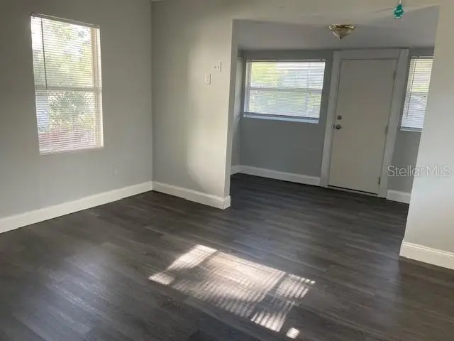 2438 9th Avenue S, Saint Petersburg, FL 33712 - #2