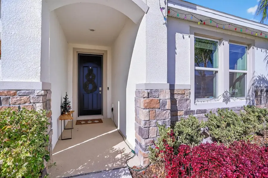 33391 Colburn Creek Way, Wesley Chapel, FL 33545 - Image #3