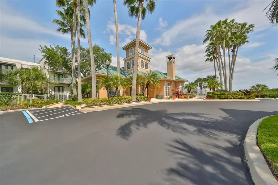 2305 Bay Club Circle #2305, Tampa, FL 33607 - Image #3