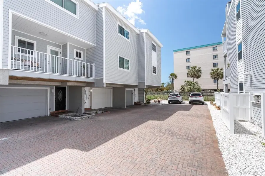 12274 1st Street W #2, Treasure Island, FL 33706 - Image #3