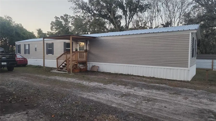 1333 Wilkinson Drive, Plant City, FL 33566 - Image #2