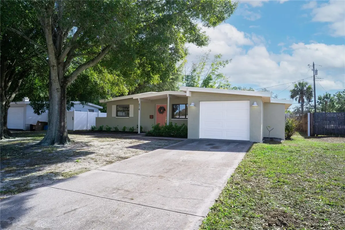 474 Dawson Avenue Ne, Saint Petersburg, FL 33703 - Image #1