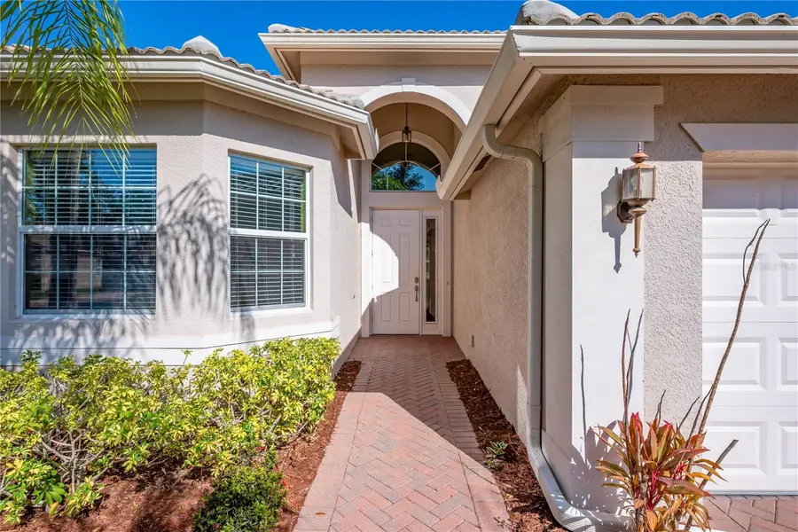 16023 Golden Lakes Drive, Wimauma, FL 33598 - Image #3