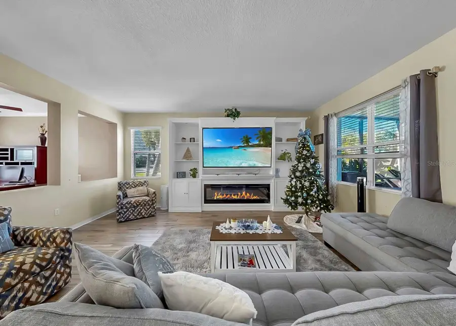 5457 Sandy Shell Drive, Apollo Beach, FL 33572 - #2