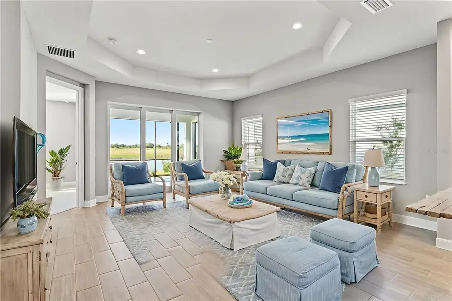 2130 Sylvester Palm Lane, Bradenton, FL 34212 - Image #3