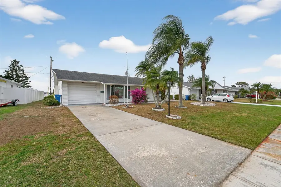 1204 Hacienda Drive, Sun City Center, FL 33573 - Image #2