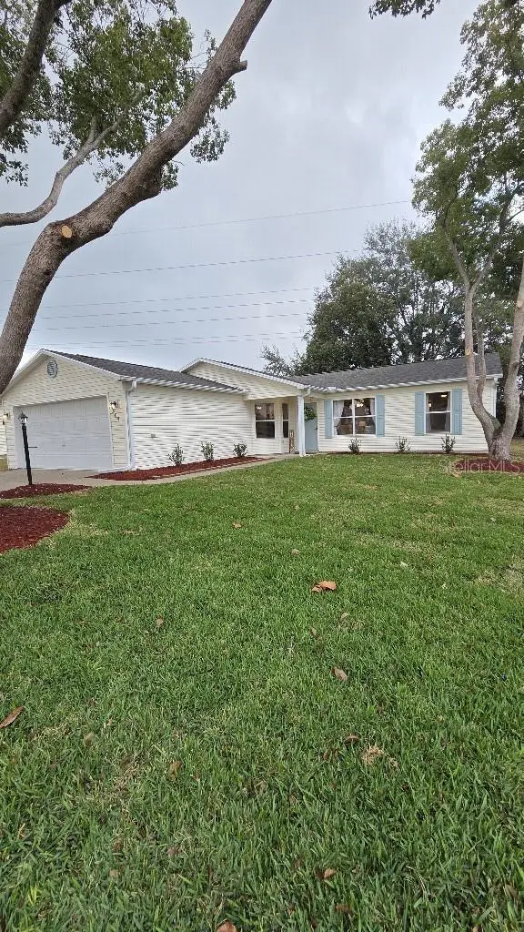 307 Santa Clara Circle, THE VILLAGES, FL 32159