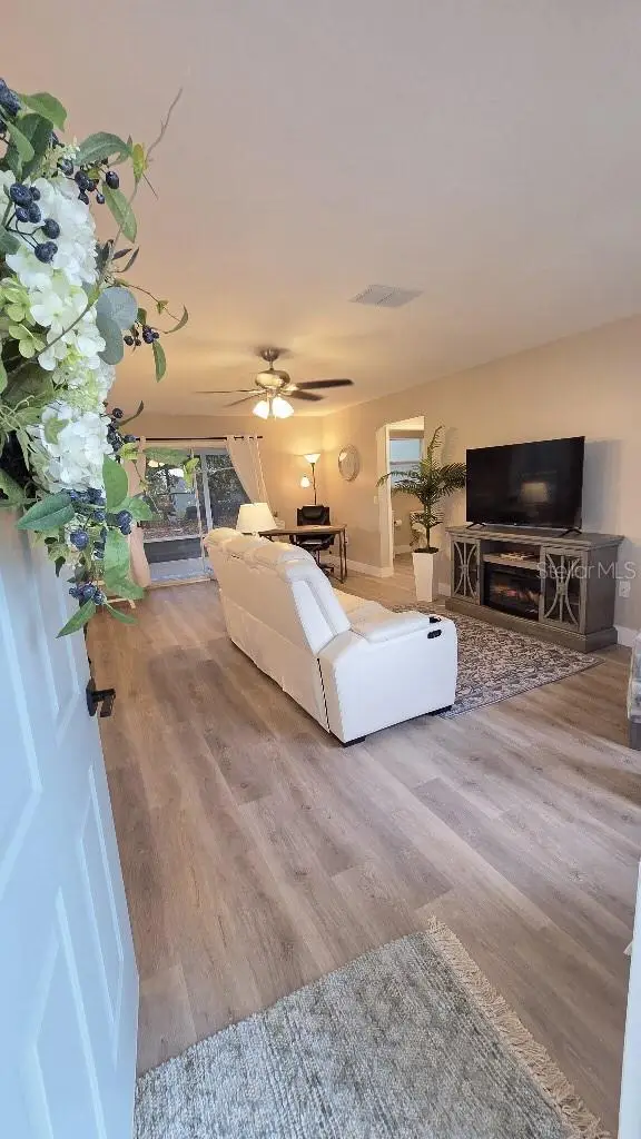 307 Santa Clara Circle, The Villages, FL 32159 - Image #3