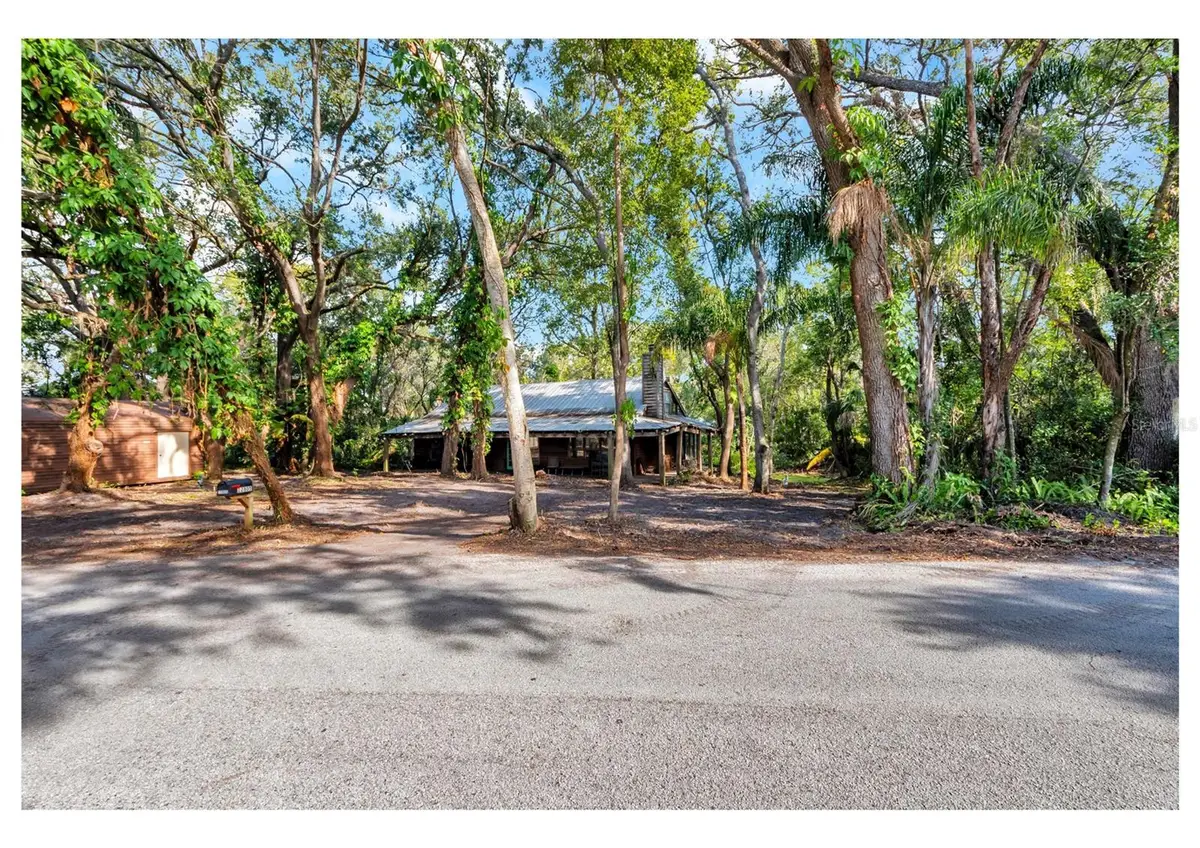 12805 Forest Hills Drive, Tampa, FL 33612 - Image #1