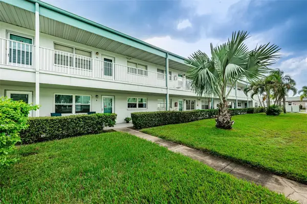 5267 81st Street N #8, ST PETERSBURG, FL 33709