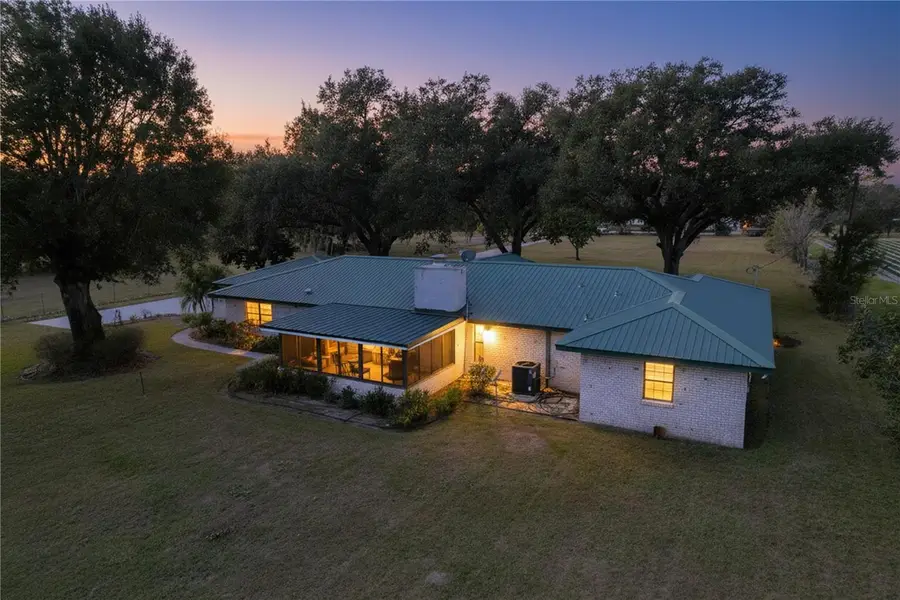 9471 Mcintosh Road, Dover, FL 33527 - Image #2