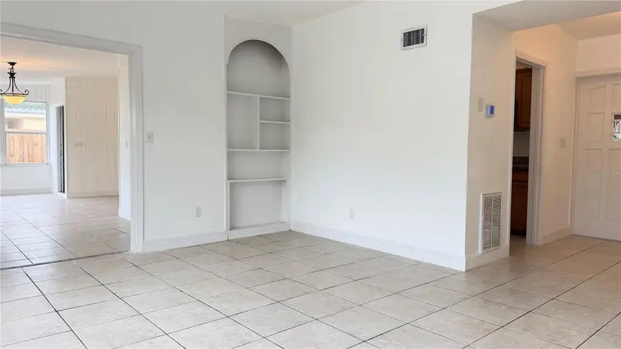 406 Dunedin Avenue, Temple Terrace, FL 33617 - Image #3