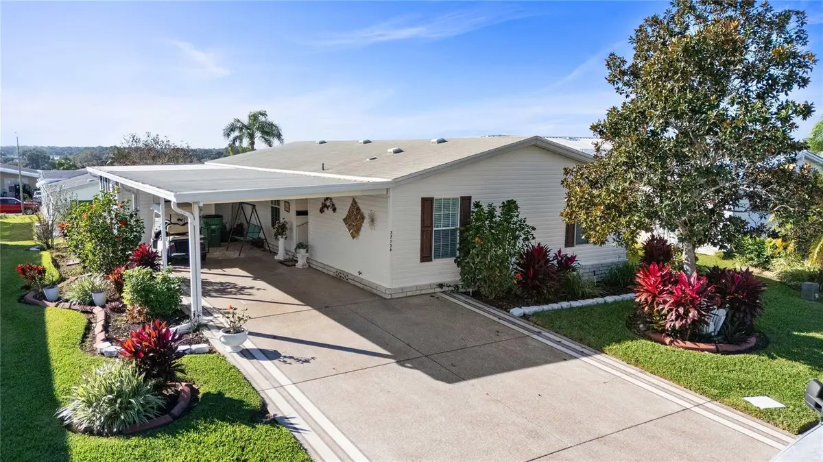 37536 Gill Avenue, Zephyrhills, FL 33541 - Image #1