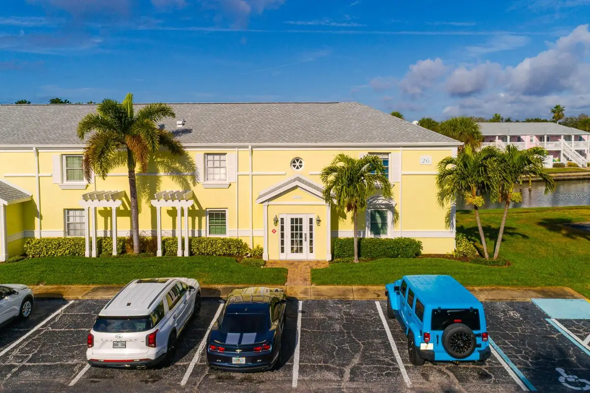 5215 Coquina Key Drive Se #A, Saint Petersburg, FL 33705 - Image #1