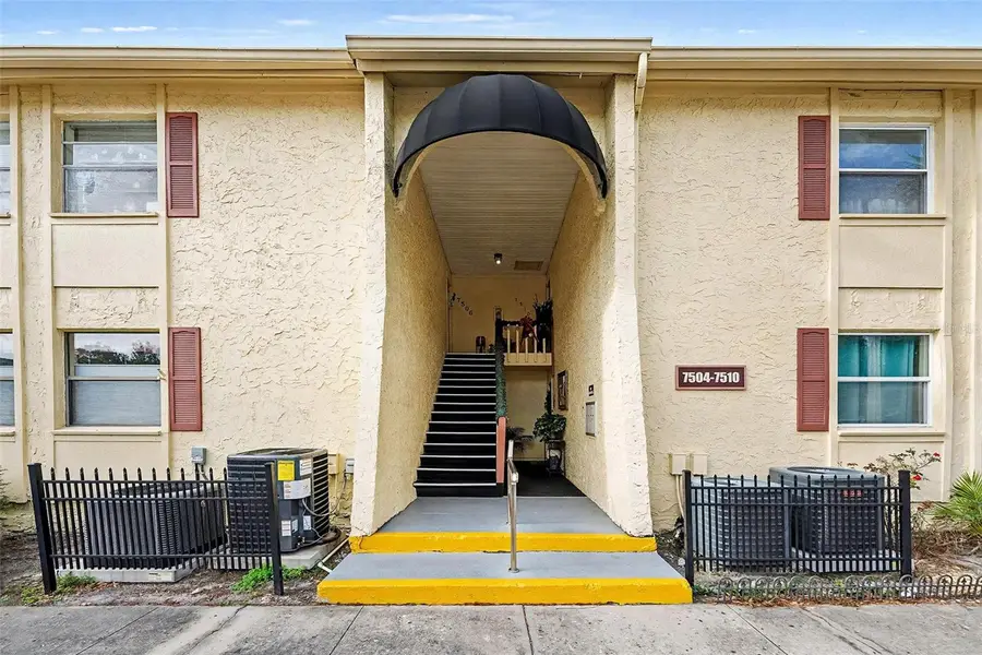 7504 Dolonita Drive, Tampa, FL 33615 - Image #2