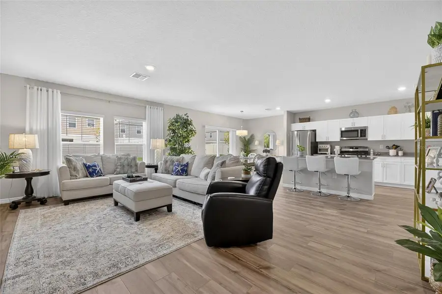 12908 Hawkstone Trail Boulevard, Lithia, FL 33547 - Image #3