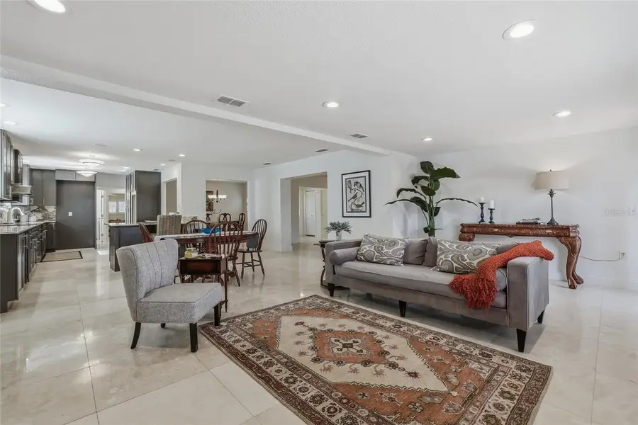 3927 Versailles Drive, Tampa, FL 33634 - Image #3