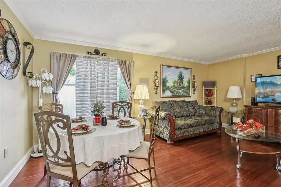 5575 58th Street N, Kenneth City, FL 33709 - Image #3