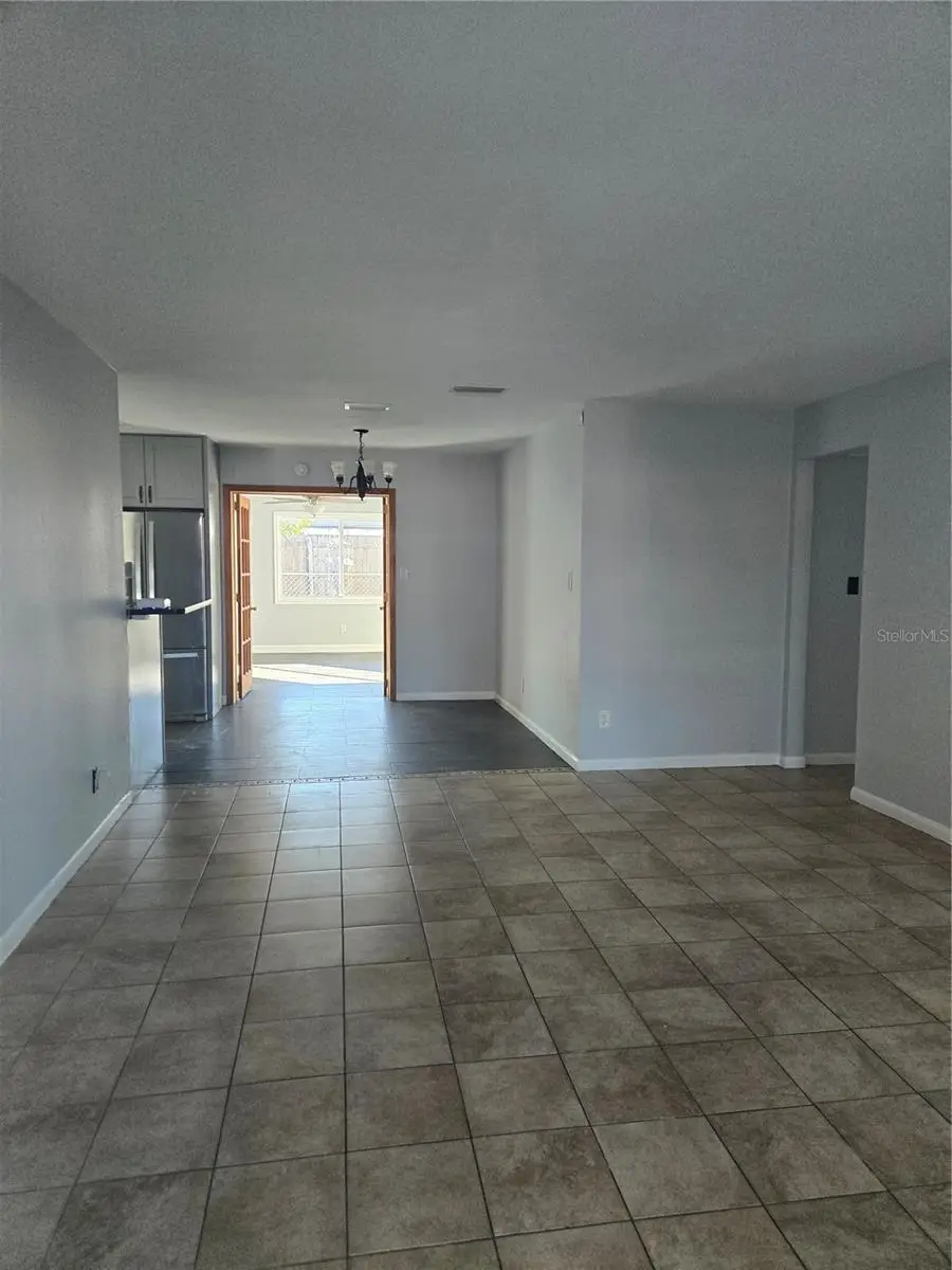 1003 Papaya Drive, Tampa, FL 33619 - Image #3