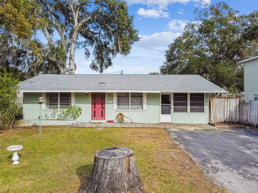5854 9th Street, Zephyrhills, FL 33542 - Image #2