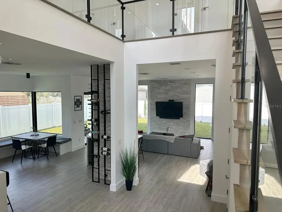 4217 W Arch Street, Tampa, FL 33607 - Image #2