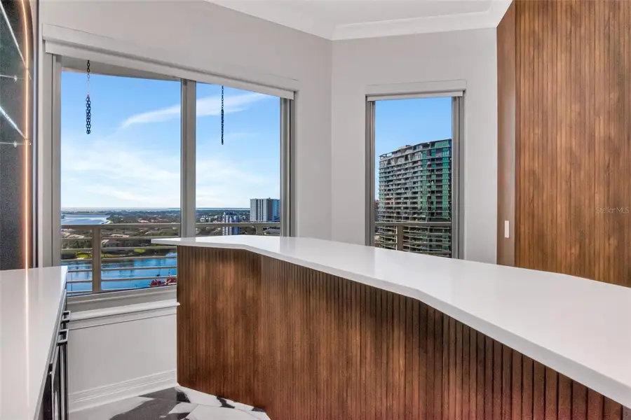 1209 E Cumberland Avenue #1701, Tampa, FL 33602 - Image #3