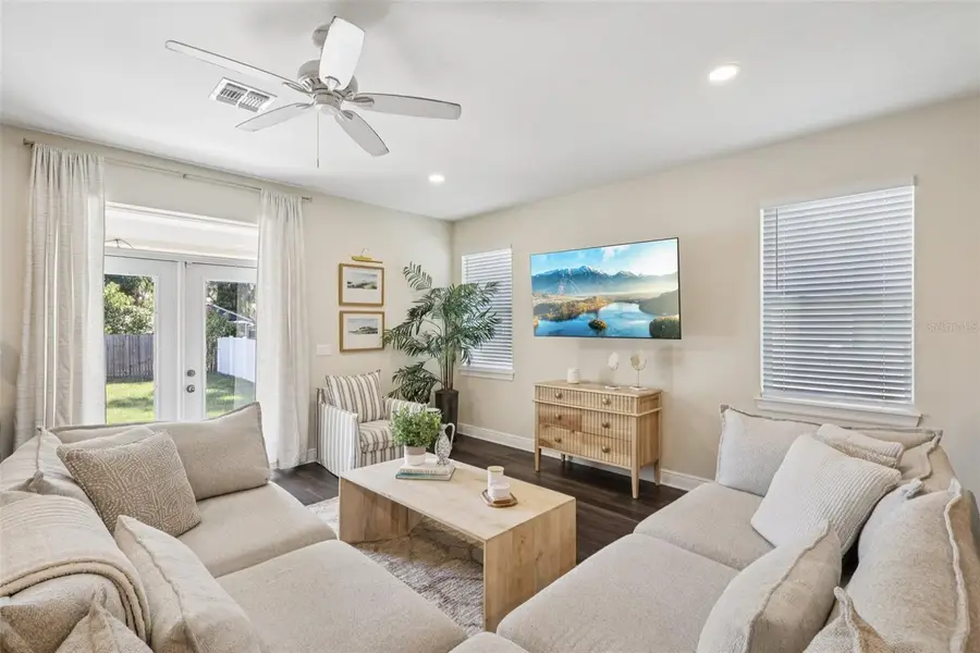 1807 E Powhatan Avenue, Tampa, FL 33610 - Image #3