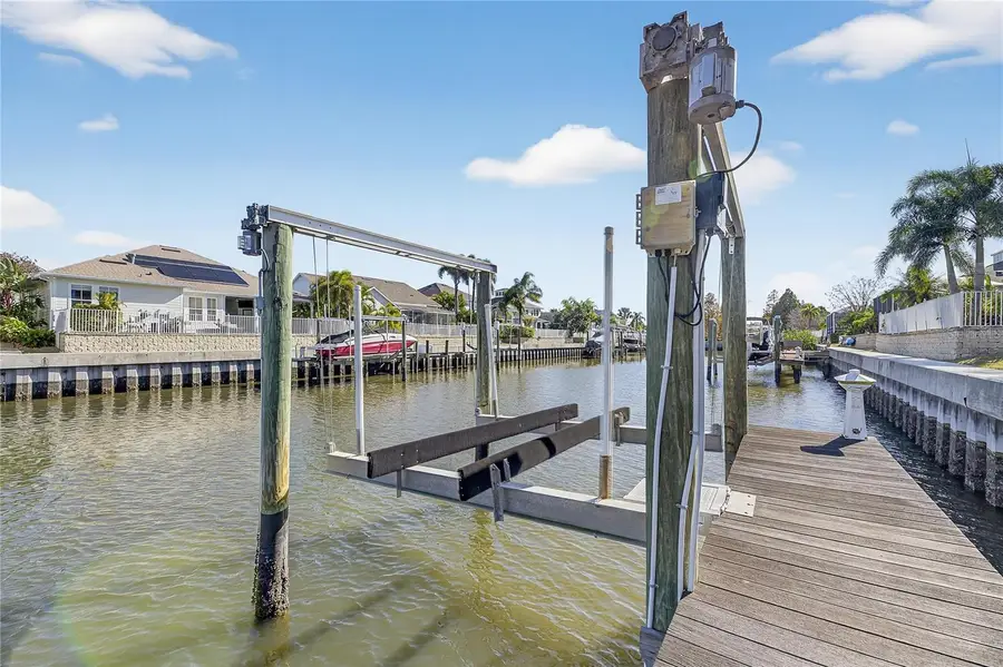 415 Islebay Drive, Apollo Beach, FL 33572 - Image #2