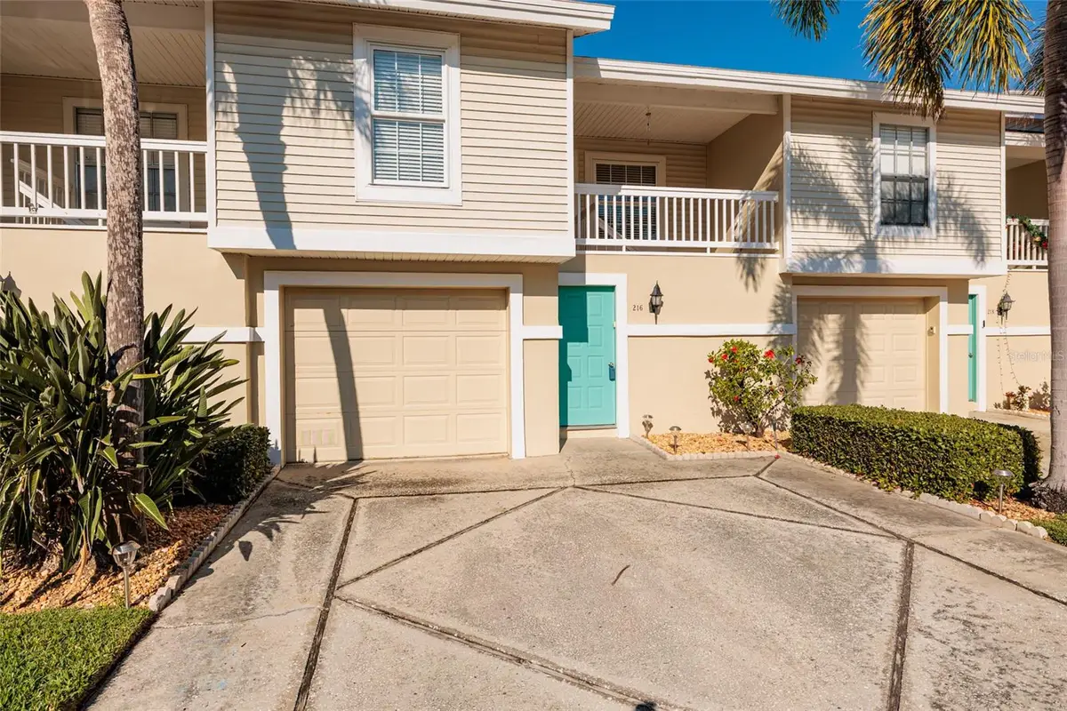 216 Sun Vista Ct S, Treasure Island, FL 33706 - Image #1