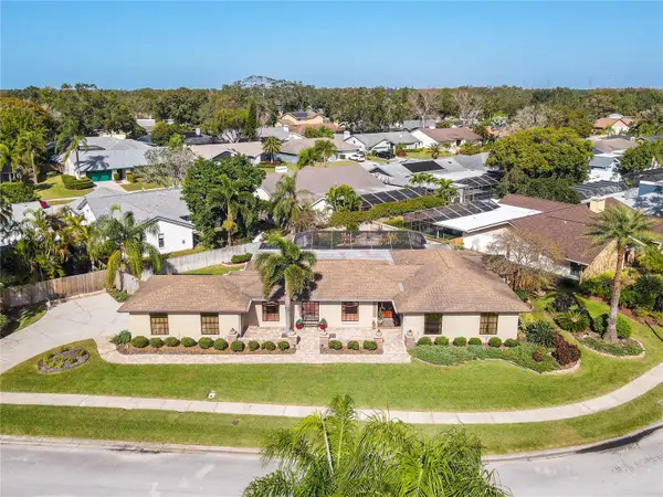 2410 Old Coach Trail, CLEARWATER, FL 33765