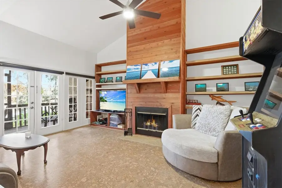 6050 River Trace Road, Tampa, FL 33617 - Image #2