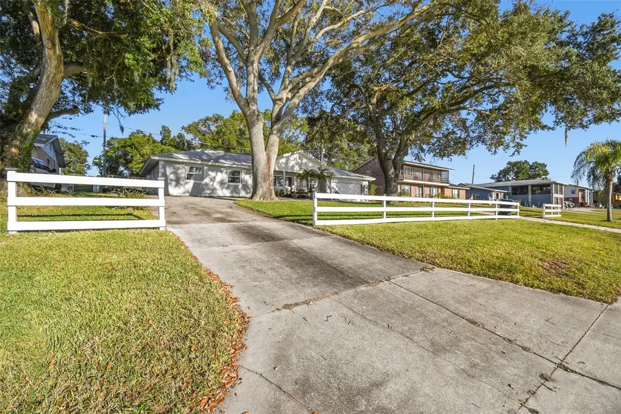 1222 Lake Ariana Boulevard, Auburndale, FL 33823 - Image #2