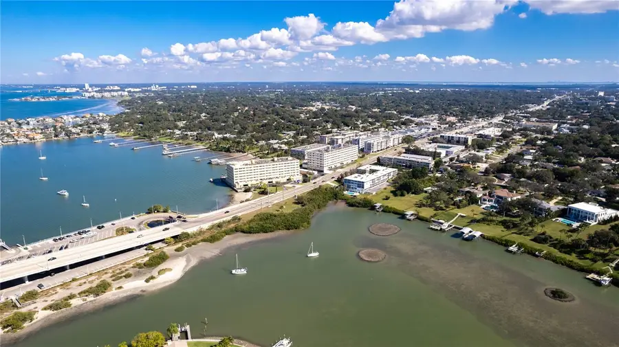 50 Harbor View Lane #11, Belleair Bluffs, FL 33770 - Image #3