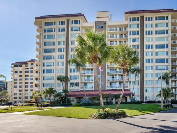 736 Island Way #1104, CLEARWATER BEACH, FL 33767