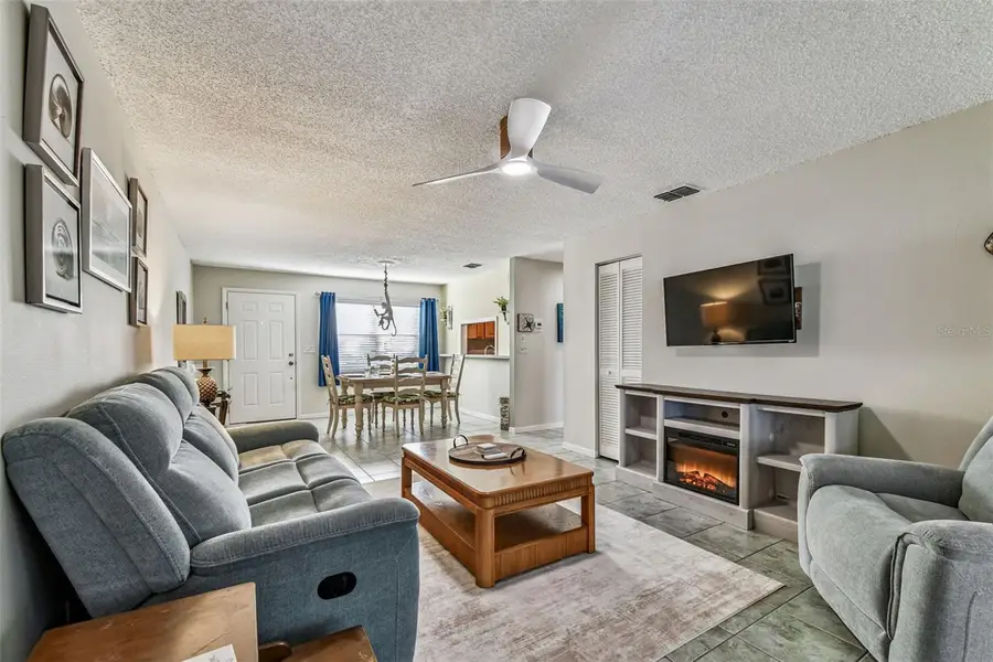 3325 37th Way S #C, Saint Petersburg, FL 33711 - Image #3