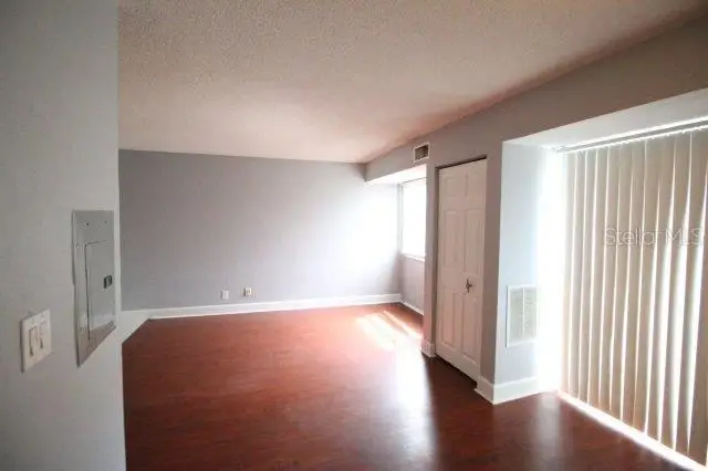 3315 58th Avenue S #204, Saint Petersburg, FL 33712 - Image #3