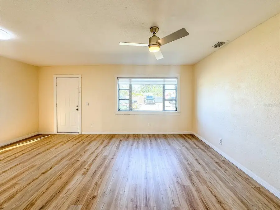 2017 Hemlock Street, Tampa, FL 33605 - Image #3