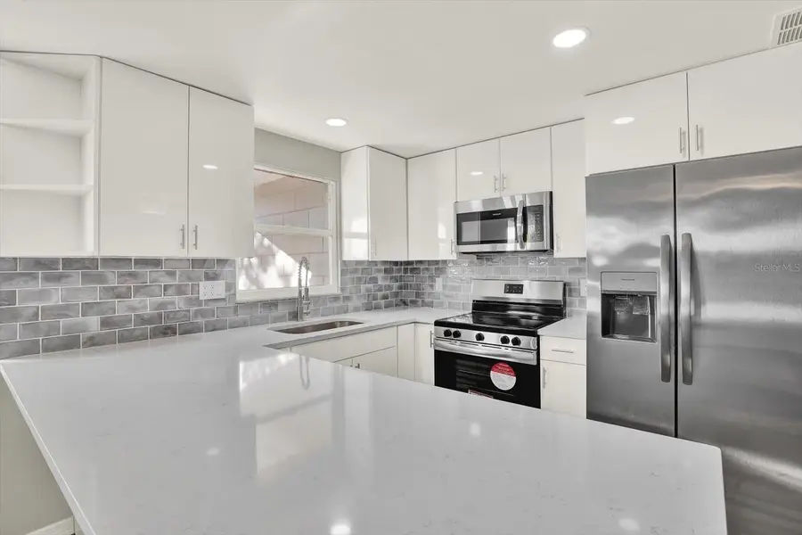 8391 76th Avenue, Seminole, FL 33777 - Image #3