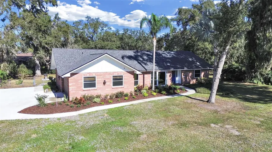 2921 Chelsea Woods Drive, Valrico, FL 33596 - Image #3