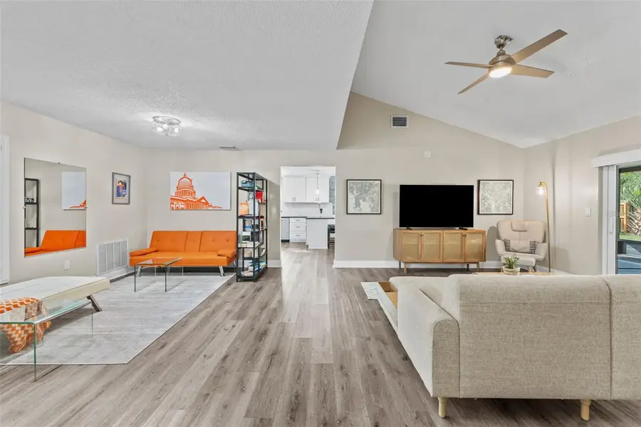 15702 Crying Wind Drive, Tampa, FL 33624 - Image #3