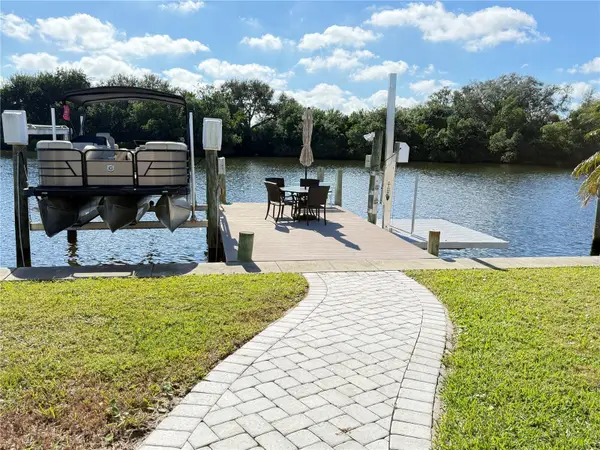 622 Mount Oak Avenue Ne #733, ST PETERSBURG, FL 33702