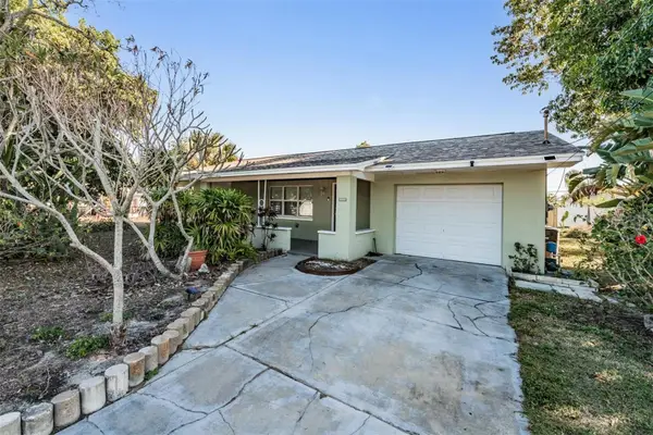 2025 Plaza Dolores, CLEARWATER, FL 33755