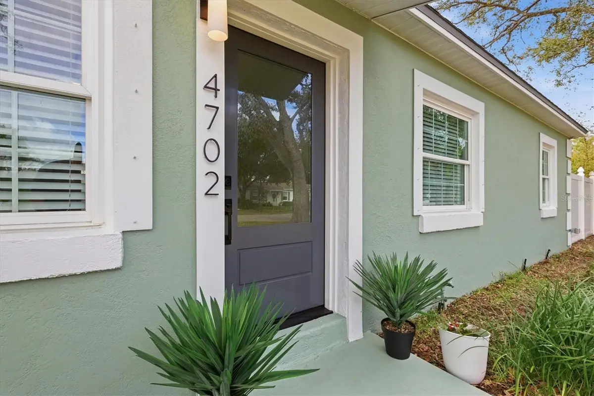 4702 W Bay View Avenue, Tampa, FL 33611 - Image #1