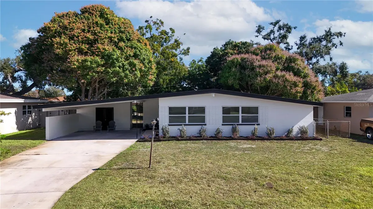 5868 Grove Street S, Saint Petersburg, FL 33705 - Image #1