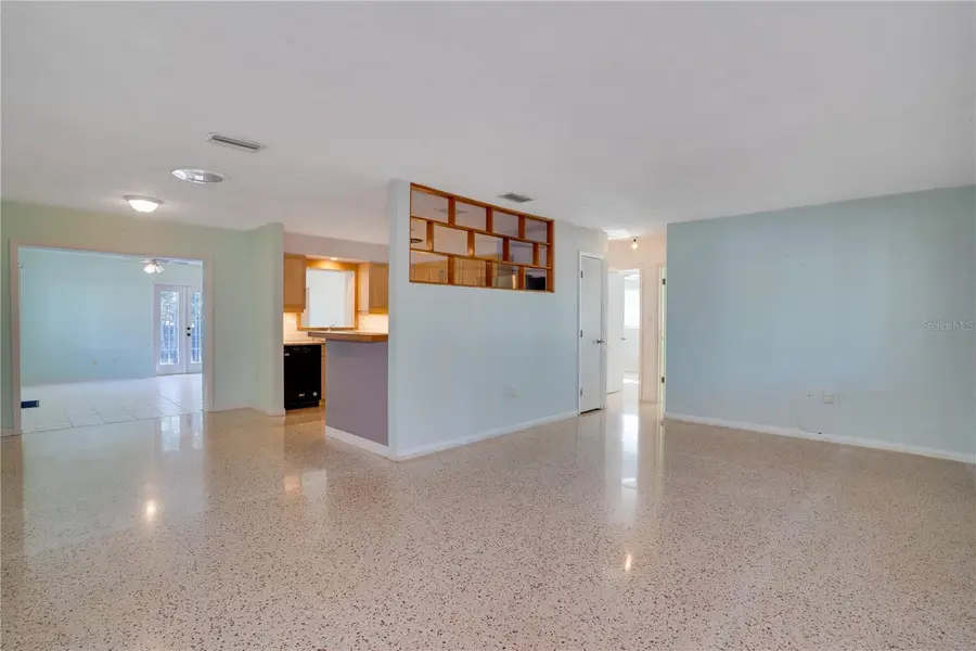 5135 101st Street N, Saint Petersburg, FL 33708 - Image #3