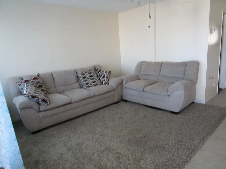 1900 58th Avenue N #22, Saint Petersburg, FL 33714 - Image #2